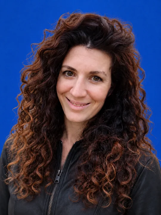 Portrait of Sara